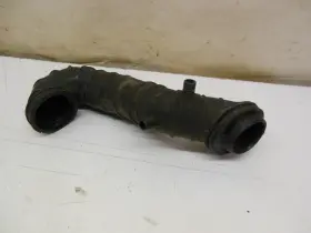 17253-kn7-671 Honda 17253-kn7-670 Ee96 Ch 150 1985 Air Cleaner Connecting Tube