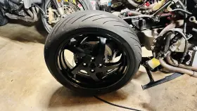 42650-mcw-d00za Honda 02-09 Vfr 800 Interceptor Complete Wheel With Hub And Tire