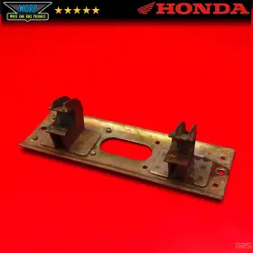 77200-942-000 Honda 1978 Atc90 Rear Fender Seat Latch Catch Mount Oem 77-78
