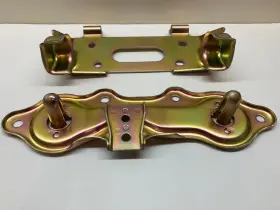 80101-hb9-000 Honda Used 1986 1987 Oem Trx250r Rear Fender Catch And Seat Lock Plate Brackets
