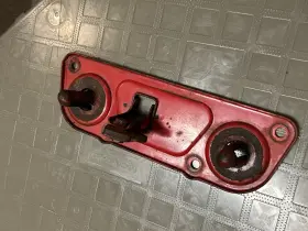 80102-hb5-000 Honda 86 87 Atc 200x Atc200x Seat Lock Plate Oem 1986 1988