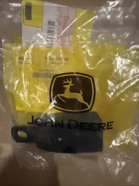 Am144538 John Deere Oem Seat Belt Buckle Gator Hpx Xuv New In Package