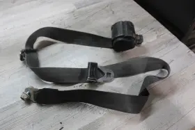 Auc12891 John Deere 2013 Gator Rsx 850i Seat Belt