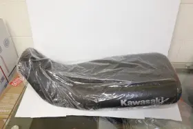 53066-0703-64u Kawasaki New Oem Seat-assy Dual Black Sil